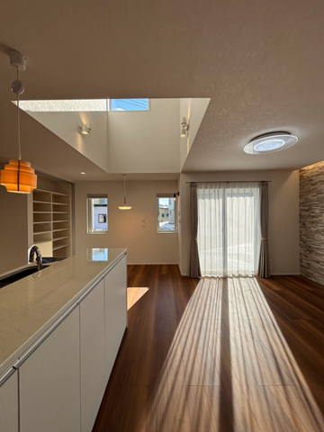 インナーガレージで豪雪から車を守る家ーGX志向型住宅ー