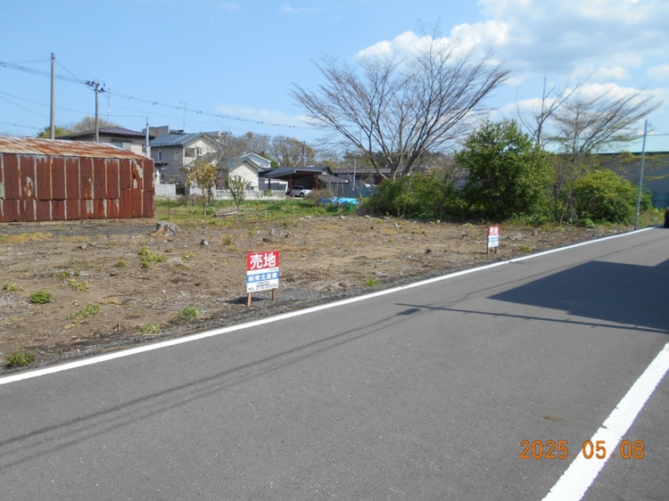 青森県三戸郡階上町蒼前東四丁目6-75、76